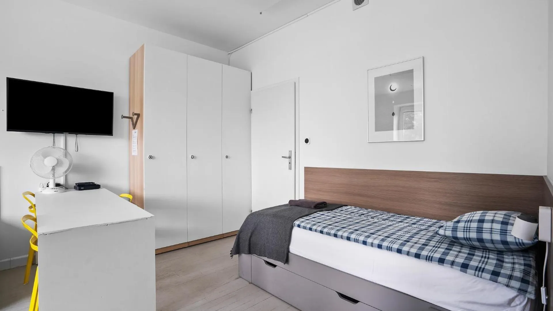 Hostel Sport Rooms I Chodakowska Warszawa Polska